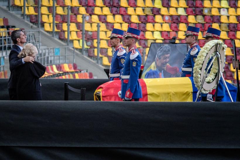 Ultimul drum al lui „Il Luce”: Cine se ocupă de funeraliile cu onoruri militare ale legendei