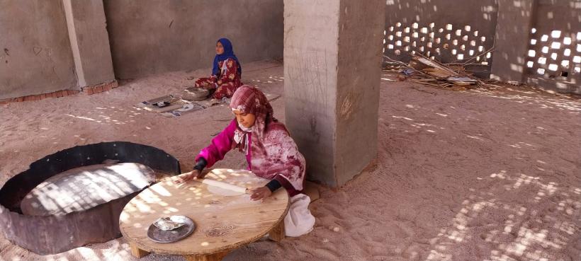 Țara fără femei de serviciu 19002788