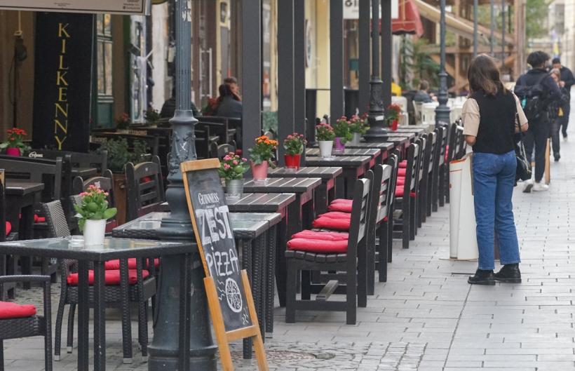 Terasele din Capitală ar putea funcționa pe tot parcursul anului