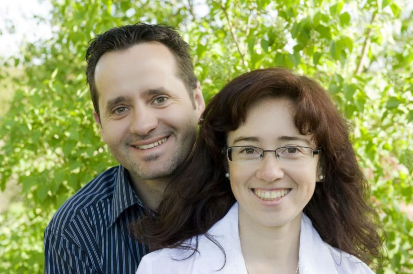 6 etape ale căsniciei: De ce majoritatea cuplurilor renunță pe parcurs și cum să supraviețuiești. De la luna de miere la iubire profundă