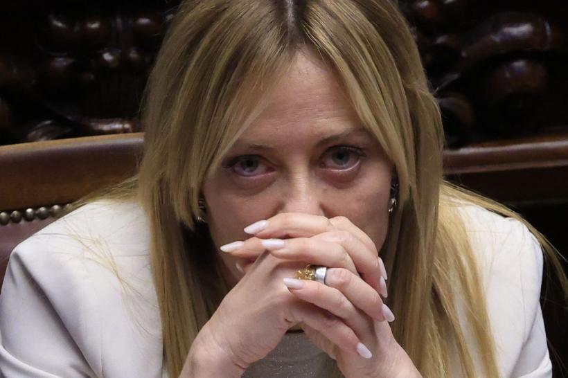 Giorgia Meloni consideră criticile lui Donald Trump la adresa Papei Leon al XIV-lea „inacceptabile”