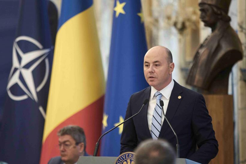 Economia, mărul discordiei între Muraru și Oprea: 'Este absurd!