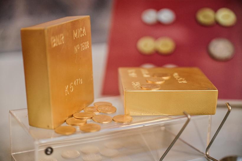 Reabilitarea economisirii în era consumului 19003918