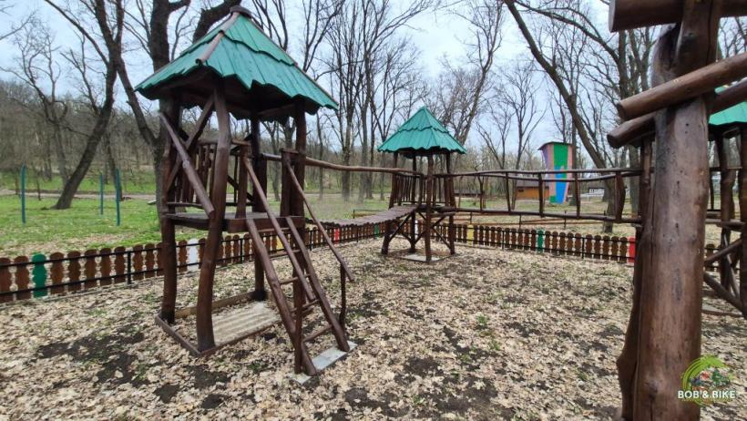 Adrenalină la Galați: S-a deschis singura zonă din țară cu bob suspendat și turn de escaladă 19003962