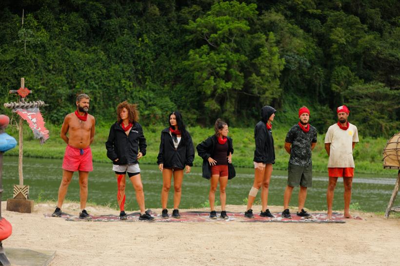 De la ora 20:30, Adi Vasile dă fluierul de start într-o nouă săptămână Survivor, încărcată de momente importante: primele zile în Exil, un nou joc puternic și discuții tensionate! 19004091