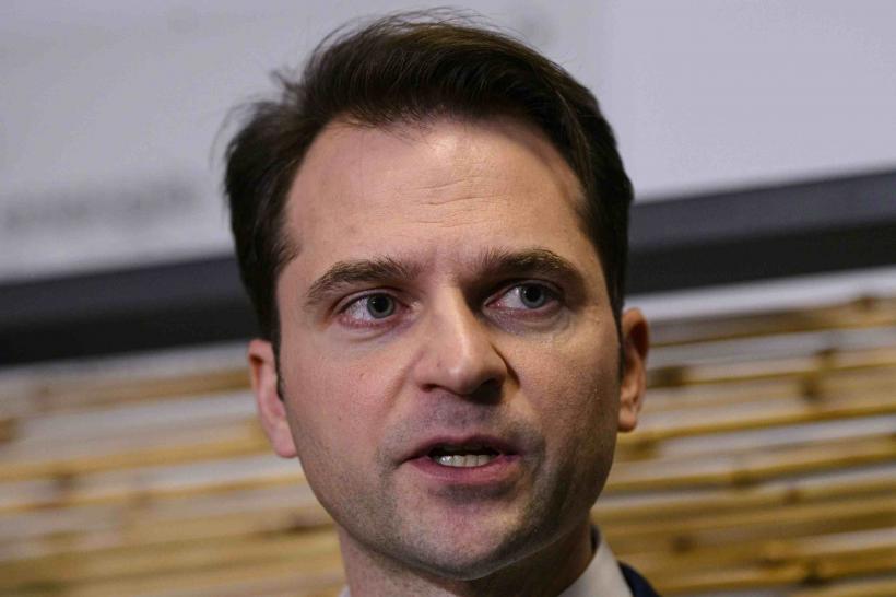 Avem cea mai scumpă energie, dar un liberal vrea medalii pentru energeticieni