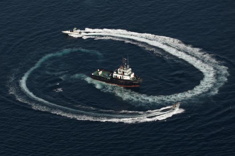 Escaladare în Golf: Iranul închide Strâmtoarea Ormuz până la instaurarea păcii. Reacția dură a lui Donald Trump