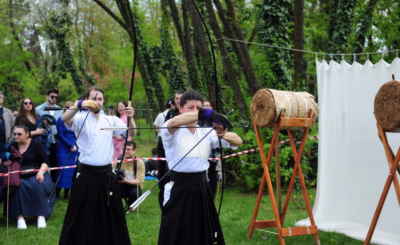 Hanami – sărbătoarea primăverii – în Grădina japoneză din Parcul Regele Mihai I (Herăstrău) 19004275