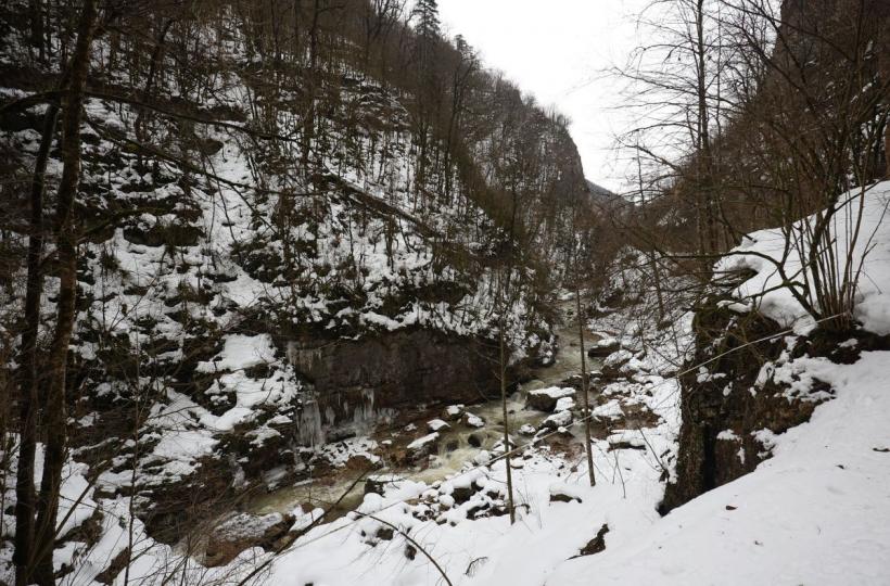 România, lovită de un nou val de frig: ninsori, vânt de 100 km/h și temperaturi sub normal