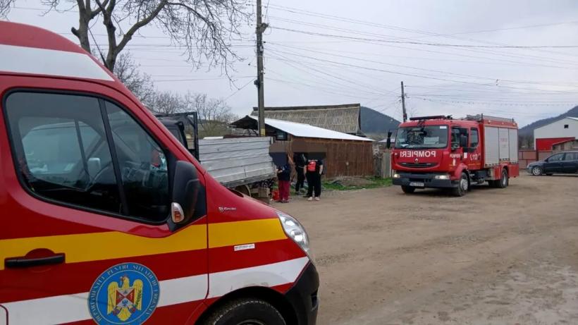 Tragedie în Neamț: Un bărbat a murit strivit sub propria autoutilitară în timp ce făcea reparații în curte