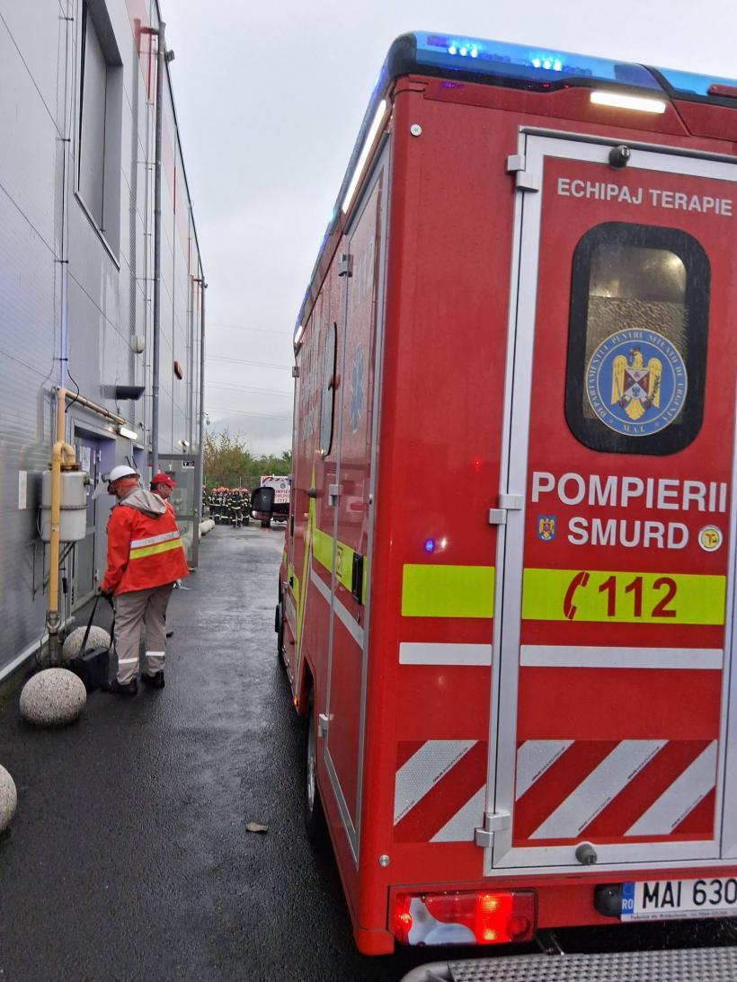 Explozie într-un centru comercial din Baia Mare: 342 de oameni evacuați după scurgere masivă de CO2! O victimă transportată de urgență la spital 19004554