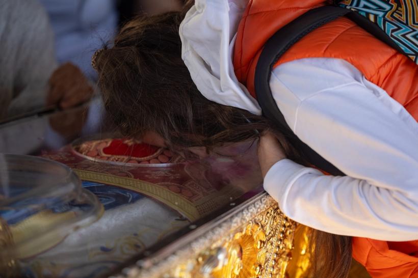 Românii se pot închina, în premieră, la moaștele Sfântului Mare Mucenic Gheorghe