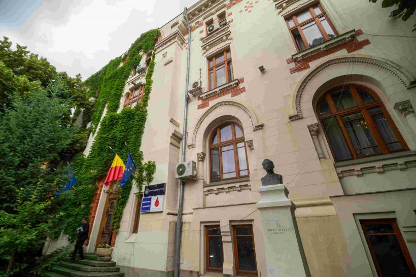 Se taie 10% din cheltuielile de personal în Educație, ilegal