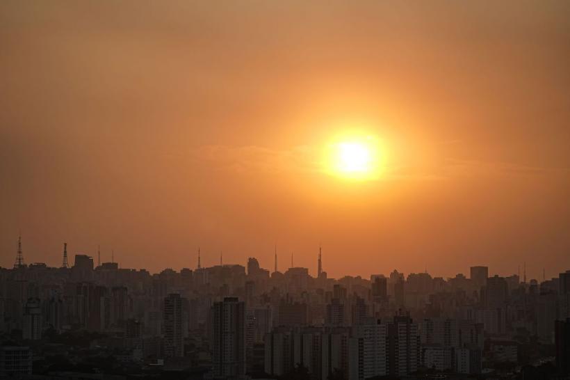 De ce fac cancer pulmonar oamenii care nu au fumat niciodată? Explicațiile medicilor