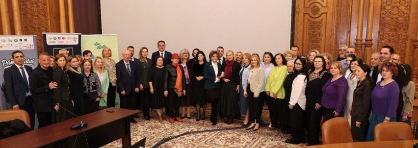 EARTH DAY la București: „România nu mai are timp de amânări!” – apel dur pentru responsabilitate, lansat la Palatul Parlamentului