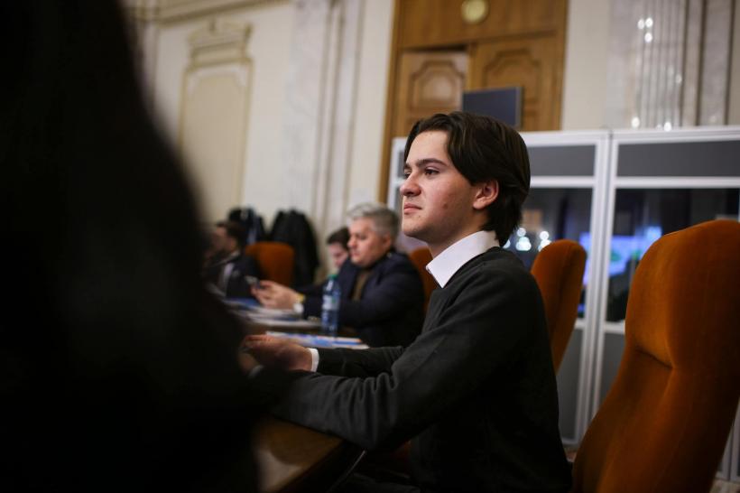 Elevii care le amintesc profesorilor cât de frumoasă este meseria de dascăl 19004723