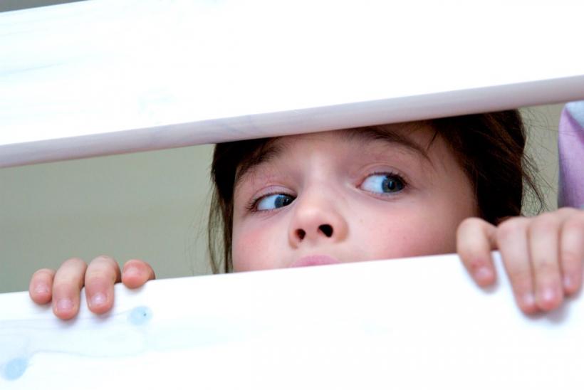 Cum să alungi frica de necunoscut ? Secretul unei minți mai calme în vremuri incerte