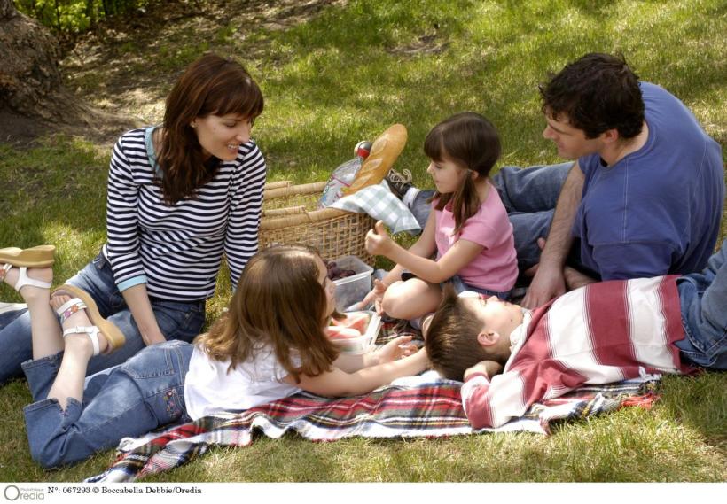 De ce apare competiția între frați și cum poate fi prevenită?