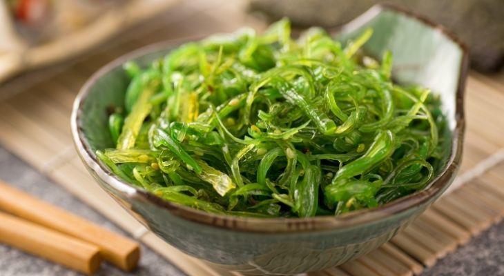 Alimentul ignorat care îți poate îmbunătăți sănătatea. Cum să alegi și să consumi alge?