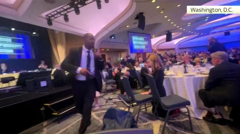 Val de conspirații după atacul de la Casa Albă: cum a explodat teoria „steag fals” în câteva ore