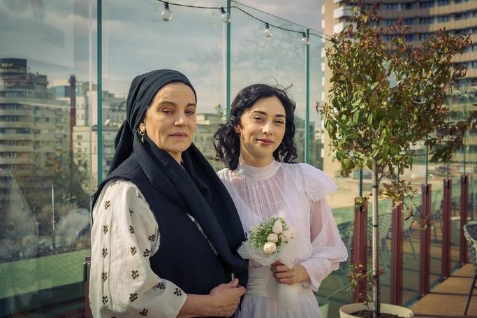 De la „Moroi și Păpădii” la „Ceasu’ și cămașa miresii”: Gavril Pătru continuă povestea oltenească la TNB