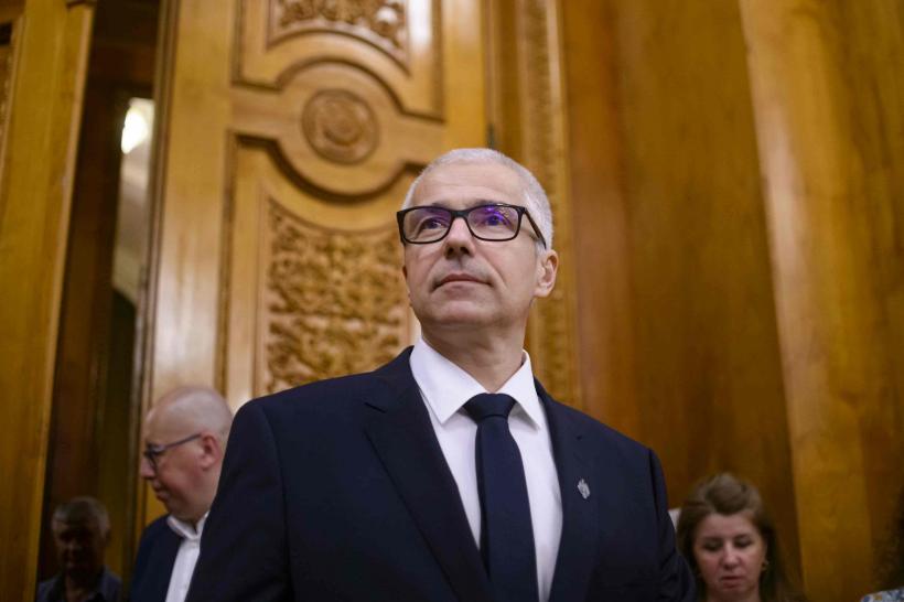 Radu Marinescu despre noul Executiv: Convergență politică doar pentru schimbarea Premierului