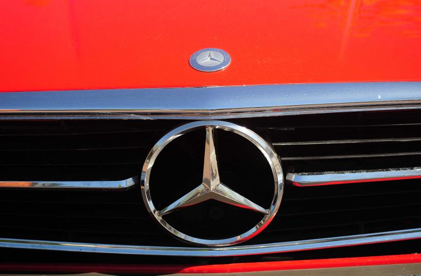 Imagini spectaculoase de la Retro Parada Primăverii 2026: mașini rare și povești fascinante din ultimul secol 19005596