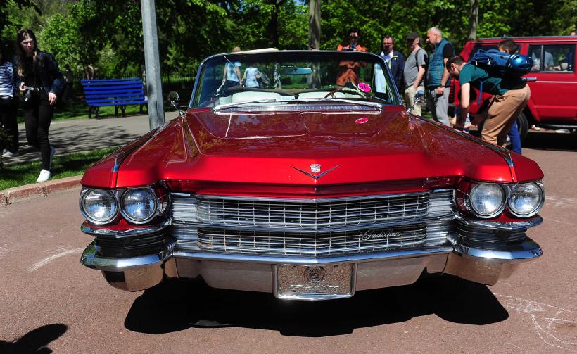 Imagini spectaculoase de la Retro Parada Primăverii 2026: mașini rare și povești fascinante din ultimul secol 19005640