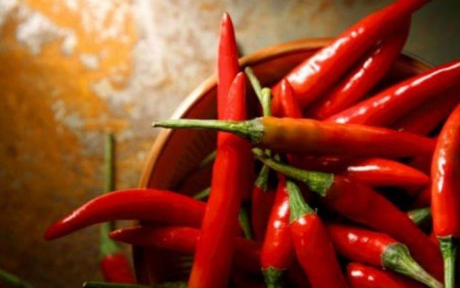 Atenție la consumul de ardei iute! Care sunt riscurile majore pentru sănătate