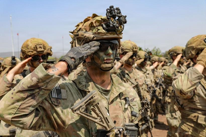 Anul în care cursa globală a înarmării a scăpat de sub control: aproape 3 trilioane de dolari cheltuiți pe arme 