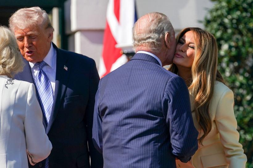Donald Trump a încălcat protocolul imediat după ce l-a primit pe Regele Charles  19005751