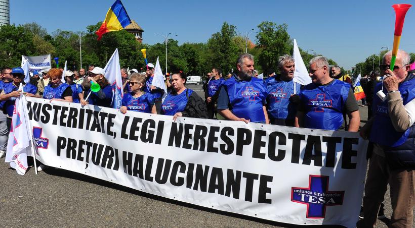 Strigătul disperării în fața Palatului Victoria: Mii de membri ai Confederației Meridian cer dreptate în stradă 19005866