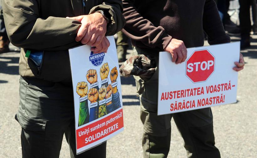 Strigătul disperării în fața Palatului Victoria: Mii de membri ai Confederației Meridian cer dreptate în stradă 19005876