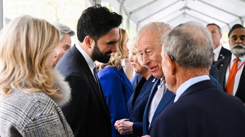 Primarul New York-ului îi cere regelui Charles să returneze un diamant revendicat de India