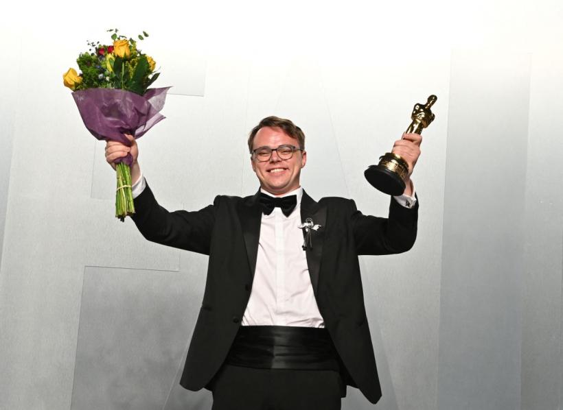 Regizorul filmului împotriva lui Putin și-a pierdut premiul Oscar în timpul unui zbor