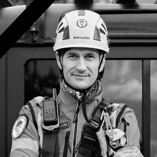 Un locotent-colonel de la ISU Braşov a decedat în avalanşa din Bucegi. Era unul dintre cei mai buni alpiniști 