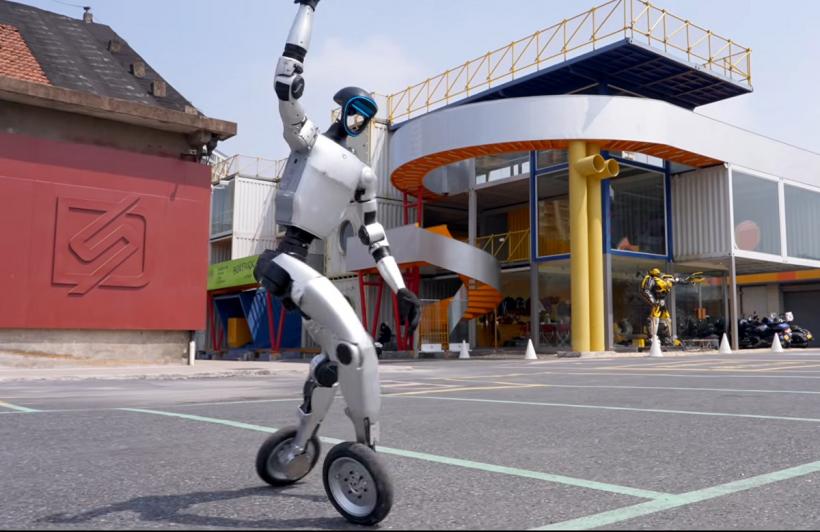 Roboți umanoizi vor manipula bagaje în aeroporturile din Japonia