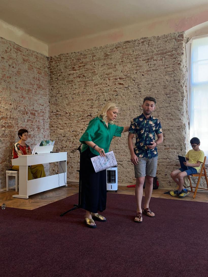 S-au lansat înscrierile la International Salbek Opera Masterclass 2026: cursuri cu mezzosoprana Ruxandra Donose, tenorul Ramón Vargas și soprana Leontina Văduva 19006205