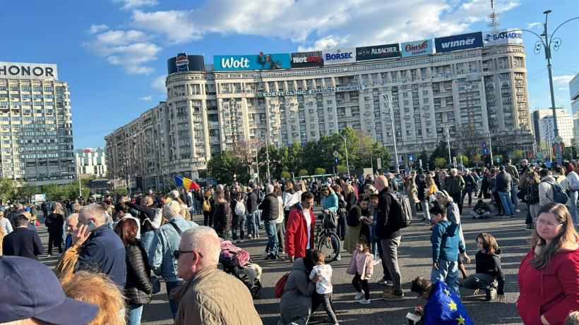 Manifestație de susținere a premierului Ilie Bolojan în București 19006700
