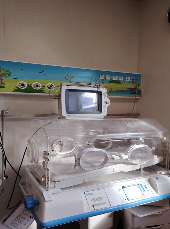 Compartimentul de Neonatologie al Spitalului Clinic Județean de Urgență Ilfov, desemnat „Prieten al Copilului” de UNICEF, sprijin pentru viața la început de drum 19006833