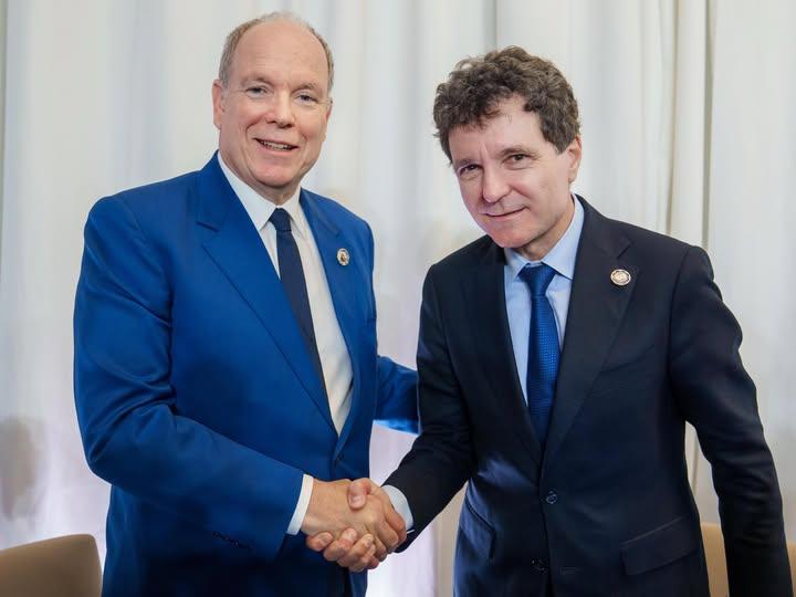 Nicușor Dan, discuții cu Principele de Monaco despre securitate și cooperare europeană