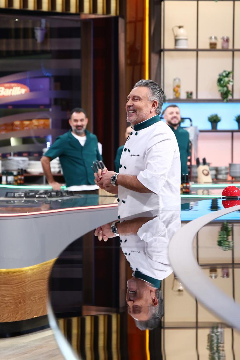 Chefi la cuțite, lider de audiență. Ionela Românianu a abandonat competiția, iar Bianca Podosu a fost eliminată. Diseară, Chef Sautner aruncă-n joc o amuletă surprinzătoare 19007045