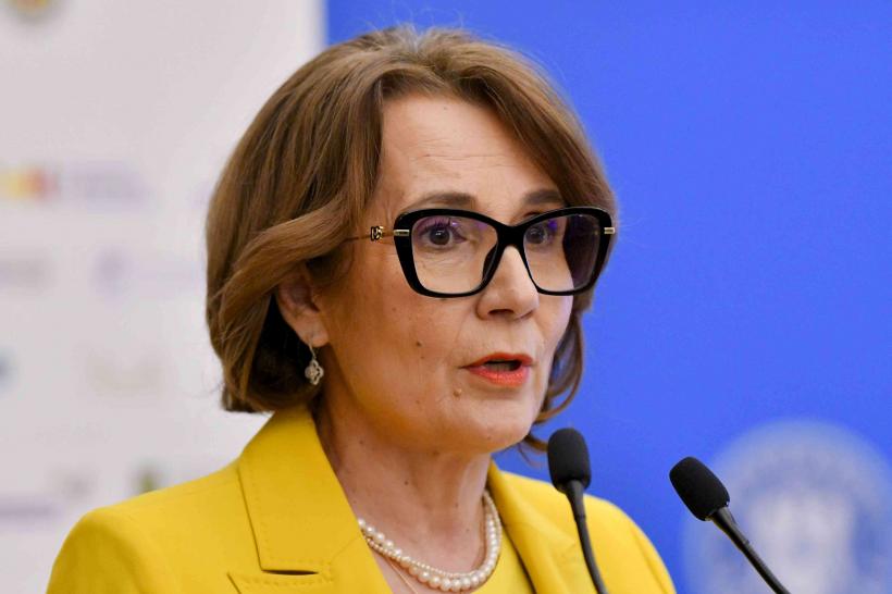 Bolojan l-a egalat pe Cîțu. 281 de voturi din Parlament l-au trimis acasă. Trei din cei patru prim-vicepreședinți PNL vor să continuie guvernarea 19007094