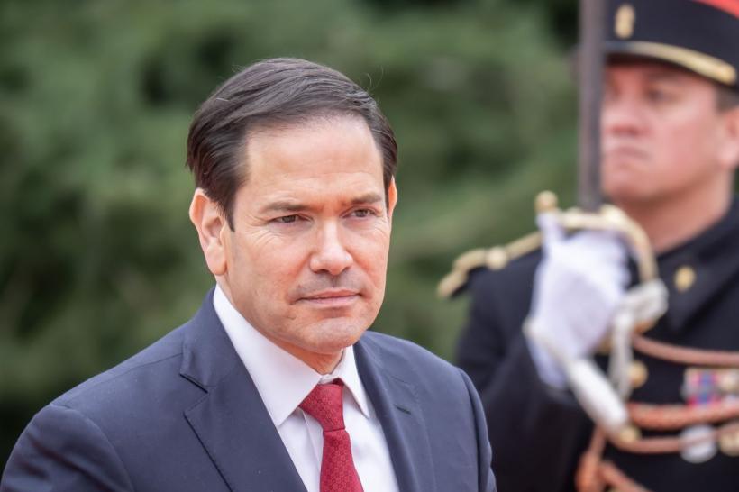 Rubio susține că vizita la Vatican nu are ca scop împăcarea dintre Trump și Papa Leon  19007130