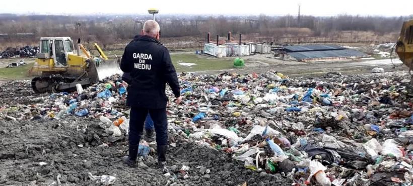 Groapa de gunoi de la Vidra, aproape plină. Situația este critică
