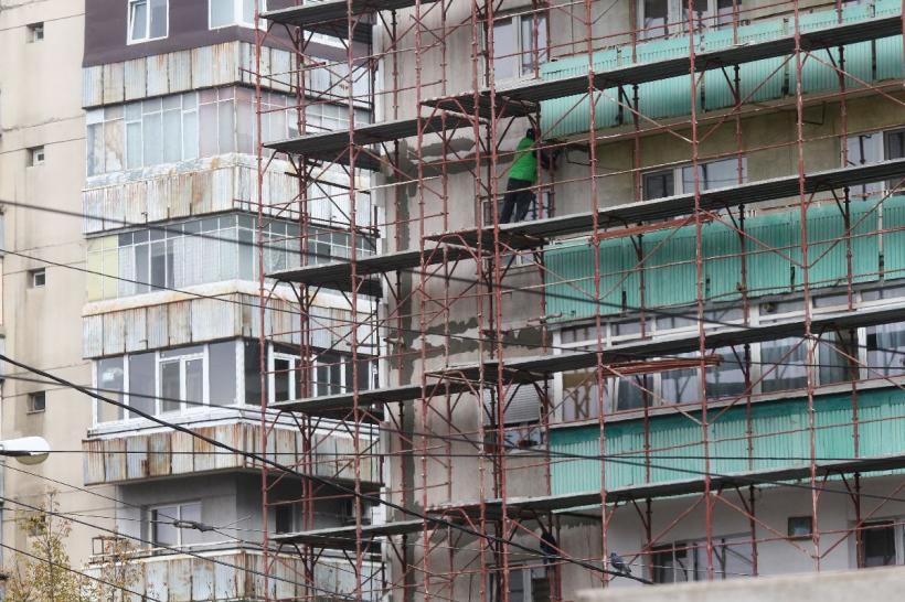 Proprietarii blocurilor cu risc seismic ar putea fi obligați să plătească lucrările de consolidare
