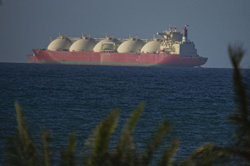 Petrolul explodează după confruntările SUA-Iran. Bursele mondiale intră pe roșu