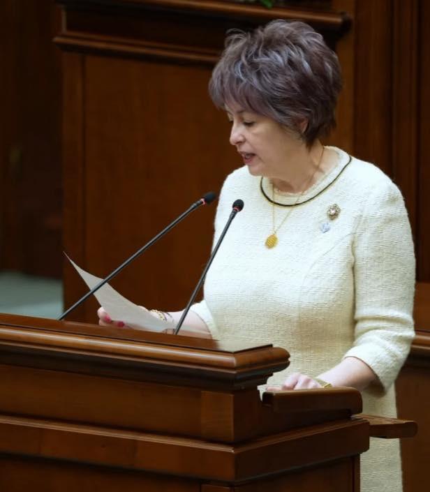 Război total pe pensii: AUR vrea recalcularea veniturilor seniorilor prin lege