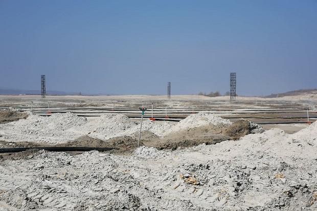 „Vântul toxic”: La Moldova Nouă, urmele mineritul continuă să facă viața oamenilor un calvar 19007916