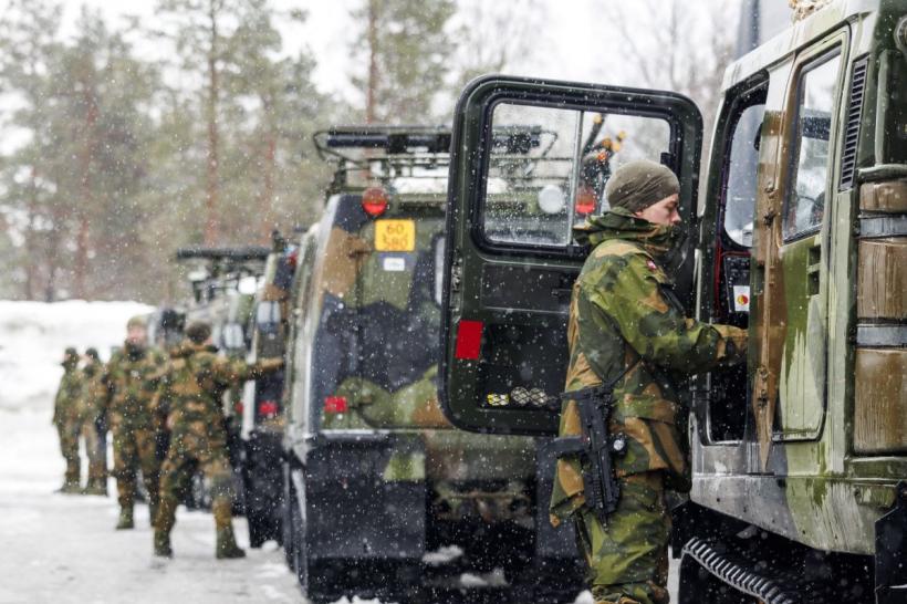 Decizie surpriză a Pentagonului: Suspendare bruscă a desfășurării unei brigăzi blindate în Polonia